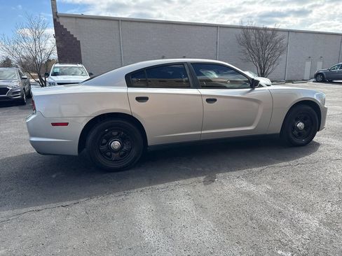 Used 2011 Dodge Charger Police w/ Convenience Group I image 9