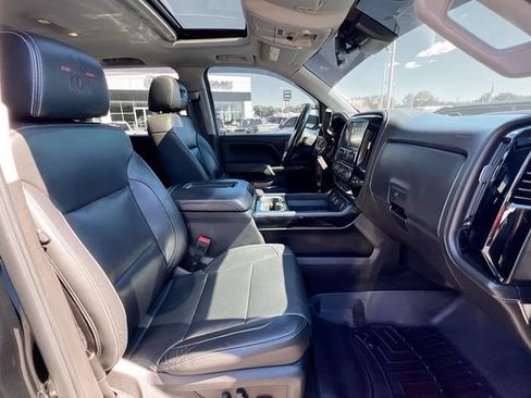Used 2018 GMC Sierra 1500 SLT AWD/4WD image 39