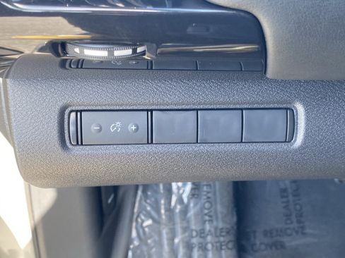 Used 2025 Nissan Pathfinder S w/ Cargo Package image 30