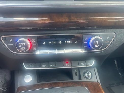 Used 2020 Audi Q5 2.0T Premium w/ Convenience Package AWD/4WD image 27
