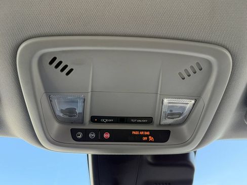 Used 2024 Chevrolet Malibu LT FWD image 18