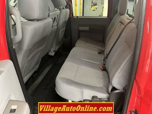 Used 2016 Ford F350 XLT w/ XLT Premium Package image 32