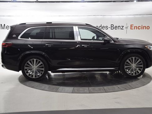 Certified 2024 Mercedes-Benz Maybach GLS 600 4MATIC image 7