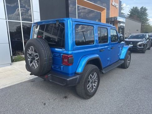 Certified 2026 Jeep Wrangler Unlimited Sahara w/ Safety Group AWD/4WD image 6