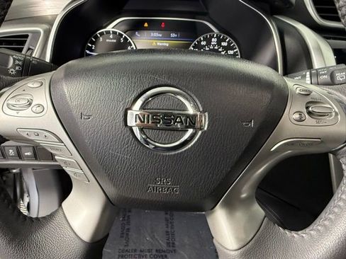 Used 2016 Nissan Murano Platinum w/ Platinum Technology Package image 19