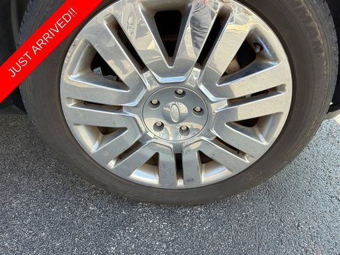 Used 2008 Ford Edge Limited FWD image 7