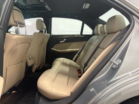 Used 2011 Mercedes-Benz E 350 4MATIC Sedan image 11