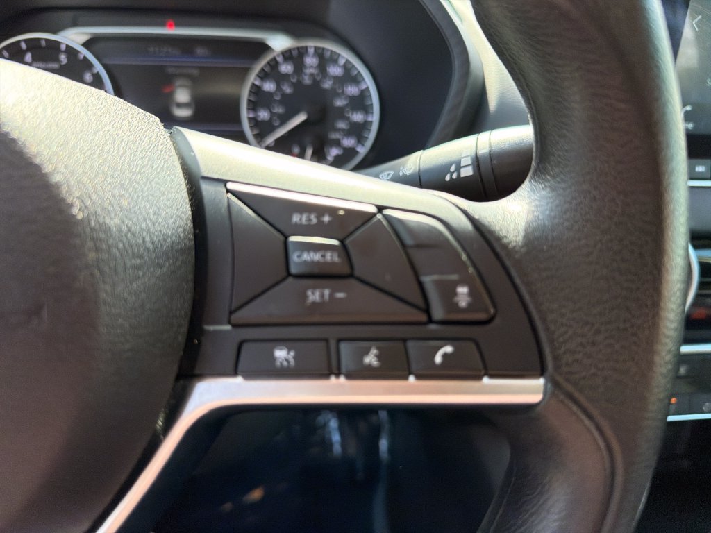 Used 2024 Nissan Sentra SV FWD image 21