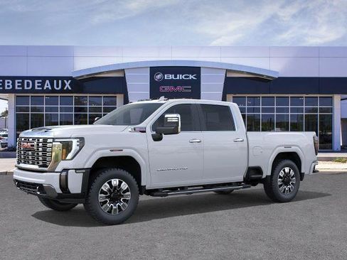 New 2026 GMC Sierra 3500 Denali w/ Denali Reserve Package AWD/4WD image 2