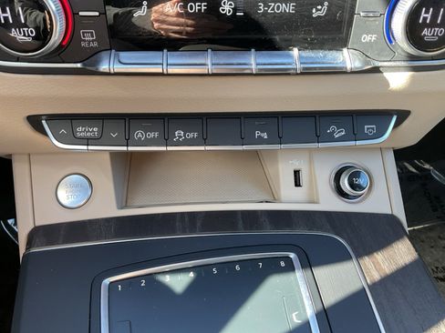 Used 2018 Audi Q5 2.0T Premium Plus w/ Premium Plus Package image 26