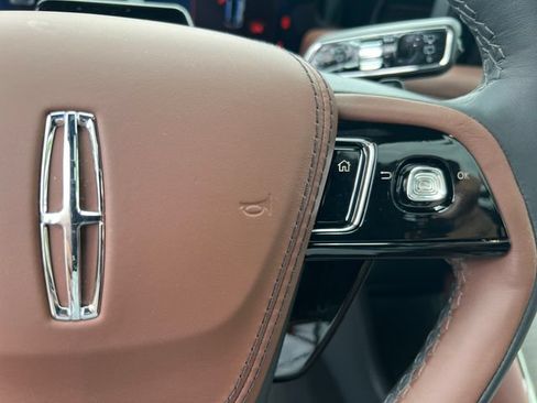 New 2026 Lincoln Aviator Reserve w/ Illumination Package RWD image 33