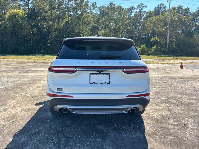 Certified 2023 Lincoln Corsair FWD w/ Equipment Group 101A image 4