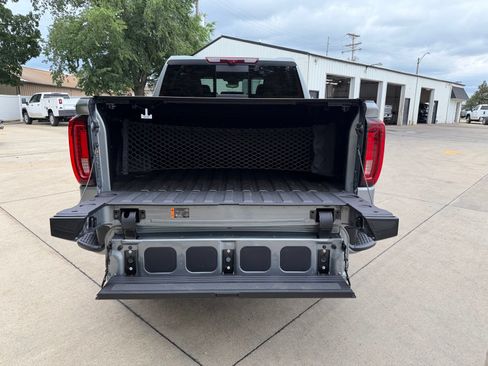 New 2026 GMC Sierra 1500 AT4 w/ AT4 Premium Package AWD/4WD image 34
