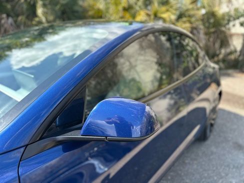 Used 2022 Tesla Model 3 Performance image 6