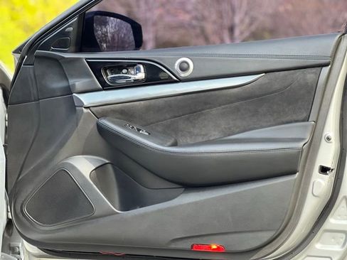 Used 2016 Nissan Maxima SR w/ Interior Lighting Package FWD image 21