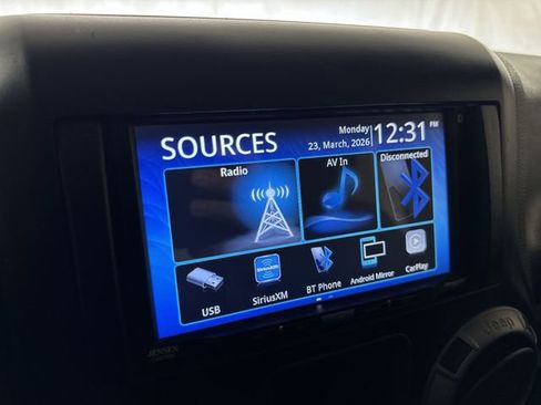 Used 2015 Jeep Wrangler Unlimited Sport image 16