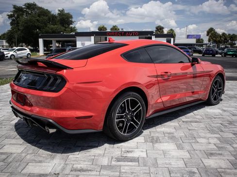 Used 2021 Ford Mustang Premium RWD image 8
