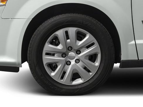Used 2017 Dodge Grand Caravan SE FWD image 14