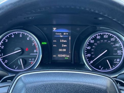 Certified 2018 Toyota Camry SE w/ Moonroof Package image 26