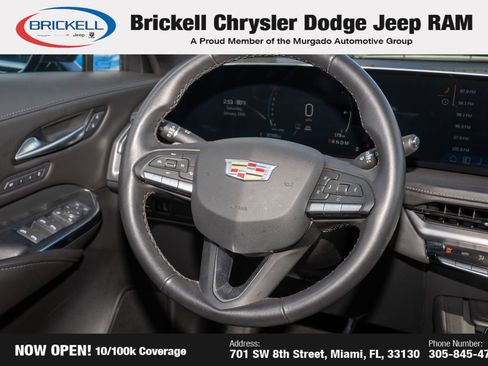 Used 2025 Cadillac XT4 Premium Luxury image 21