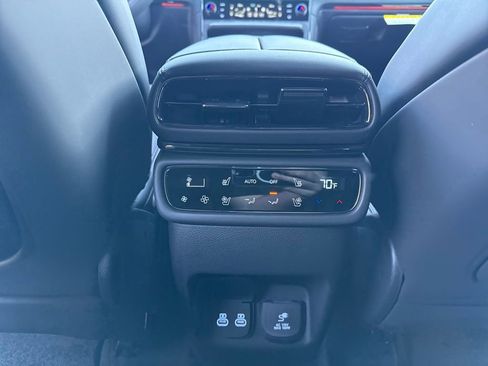 New 2026 Genesis GV80 3.5T Prestige image 15