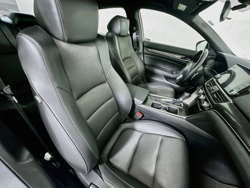 Used 2021 Honda Accord Sport image 29