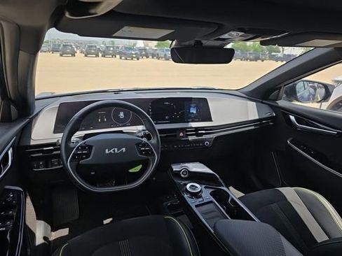 Certified 2023 Kia EV6 GT AWD/4WD image 2