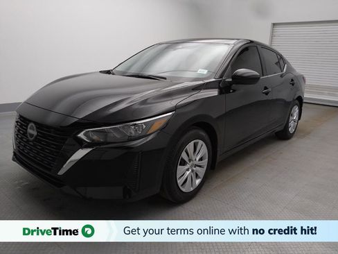 Used 2025 Nissan Sentra S image 1