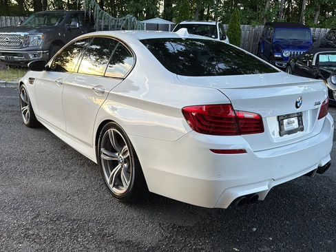 Used 2014 BMW M5 RWD image 8