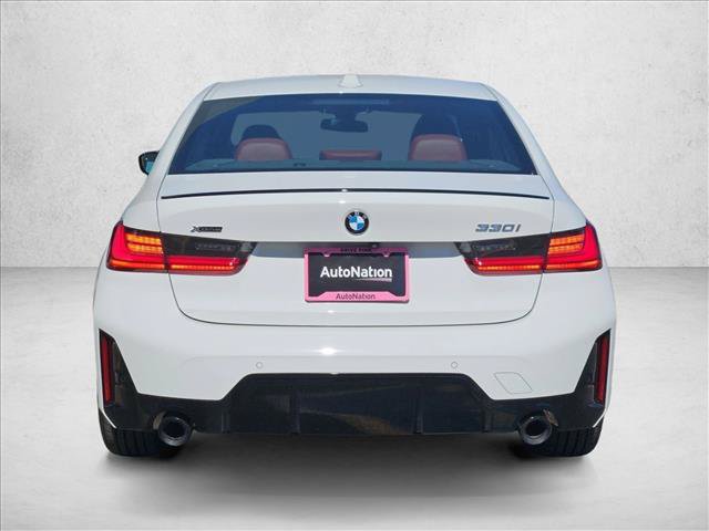 Used 2024 BMW 330i xDrive Sedan w/ M Sport Package AWD/4WD image 7