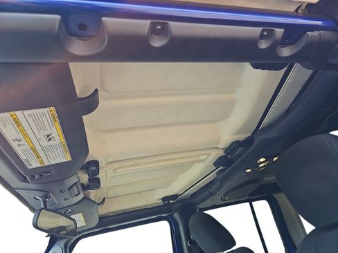 Used 2019 Jeep Wrangler Unlimited Sport S AWD/4WD image 26