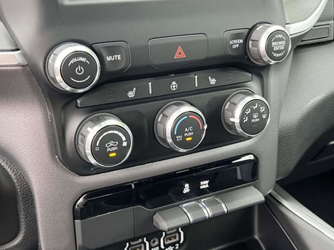 Used 2023 RAM 1500 Big Horn image 15