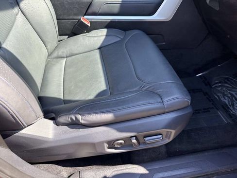 Used 2025 Toyota Tundra Platinum AWD/4WD image 10
