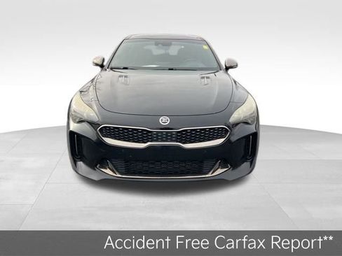 Used 2018 Kia Stinger GT2 image 2