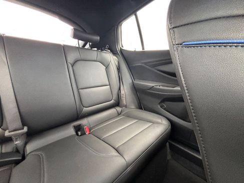 Used 2025 Buick Envista Sport Touring image 37