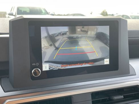 Used 2025 Toyota 4Runner SR5 image 17