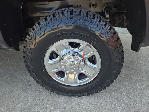 Used 2021 RAM 2500 Power Wagon image 35