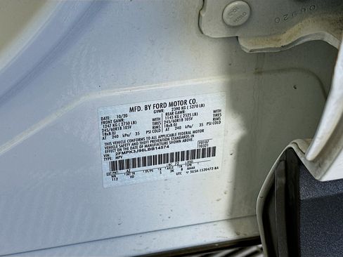 Used 2020 Ford Edge SEL w/ Convenience Package image 12