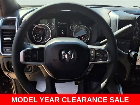 New 2025 RAM 2500 Big Horn AWD/4WD image 7