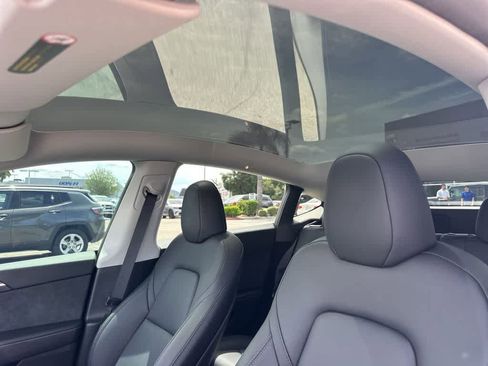 Used 2024 Tesla Model Y Performance AWD/4WD image 11