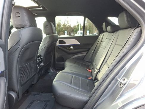 Used 2024 Mercedes-Benz GLE 450e 4MATIC image 10