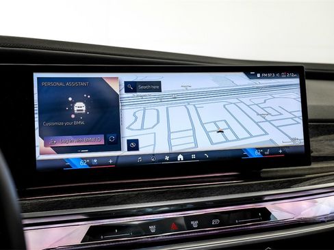 Used 2023 BMW 760i xDrive w/ Executive Package image 19