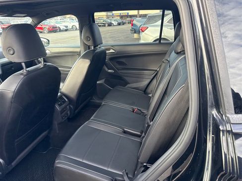 Used 2021 Volkswagen Tiguan SE R-Line image 20