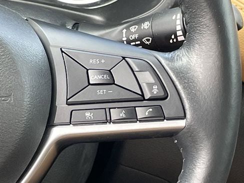 Used 2023 Nissan Sentra SV w/ SV Premium Package FWD image 14