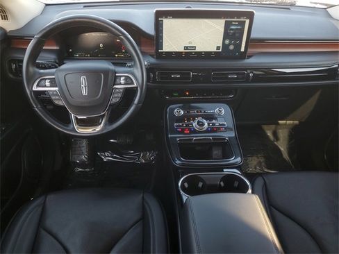 Certified 2023 Lincoln Nautilus Reserve image 27