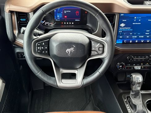Used 2023 Ford Bronco Outer Banks image 14
