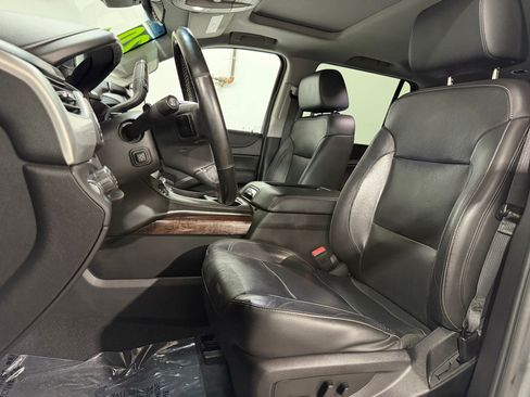 Used 2020 GMC Yukon SLT AWD/4WD image 4