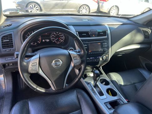 Used 2013 Nissan Altima 2.5 SL image 16
