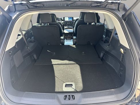 New 2026 Lincoln Aviator Reserve image 7