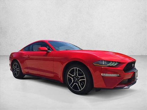 Used 2022 Ford Mustang Premium RWD image 3